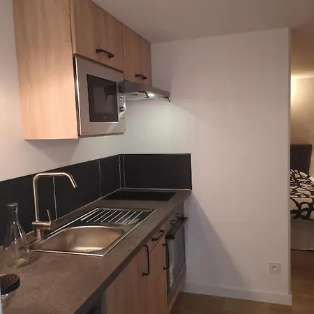 Charmante Maison Proche Et Commerces * וויסטרהאם