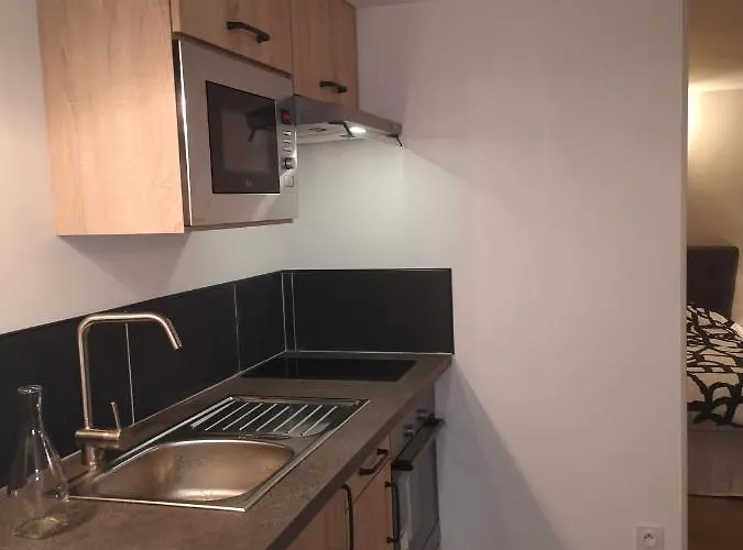 Charmante Maison Proche Et Commerces * וויסטרהאם