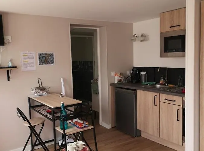 Charmante Maison Proche Et Commerces * וויסטרהאם