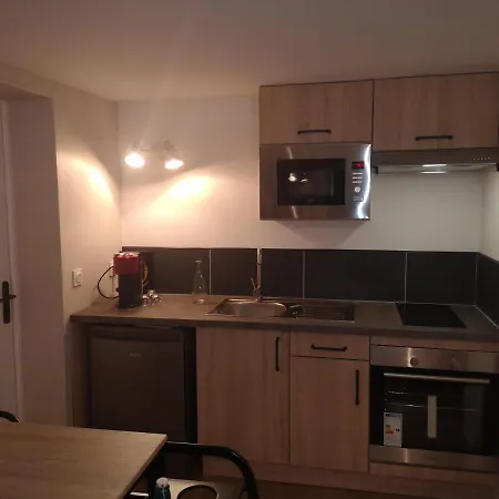 Charmante Maison Proche Et Commerces Vakantiehuis *